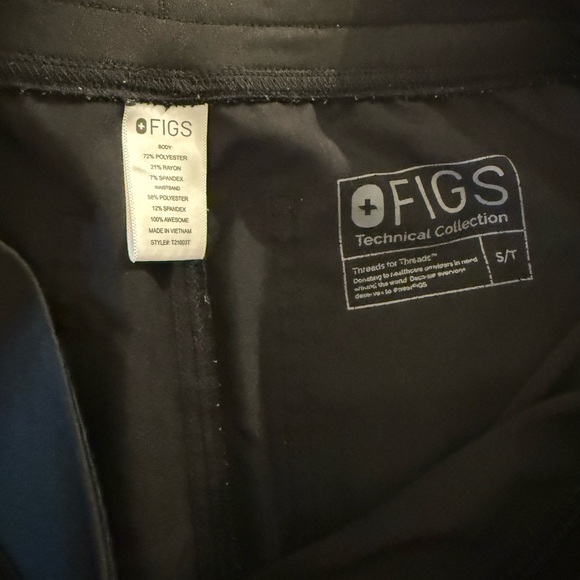 Figs Scrub Set - Picture 4 of 4